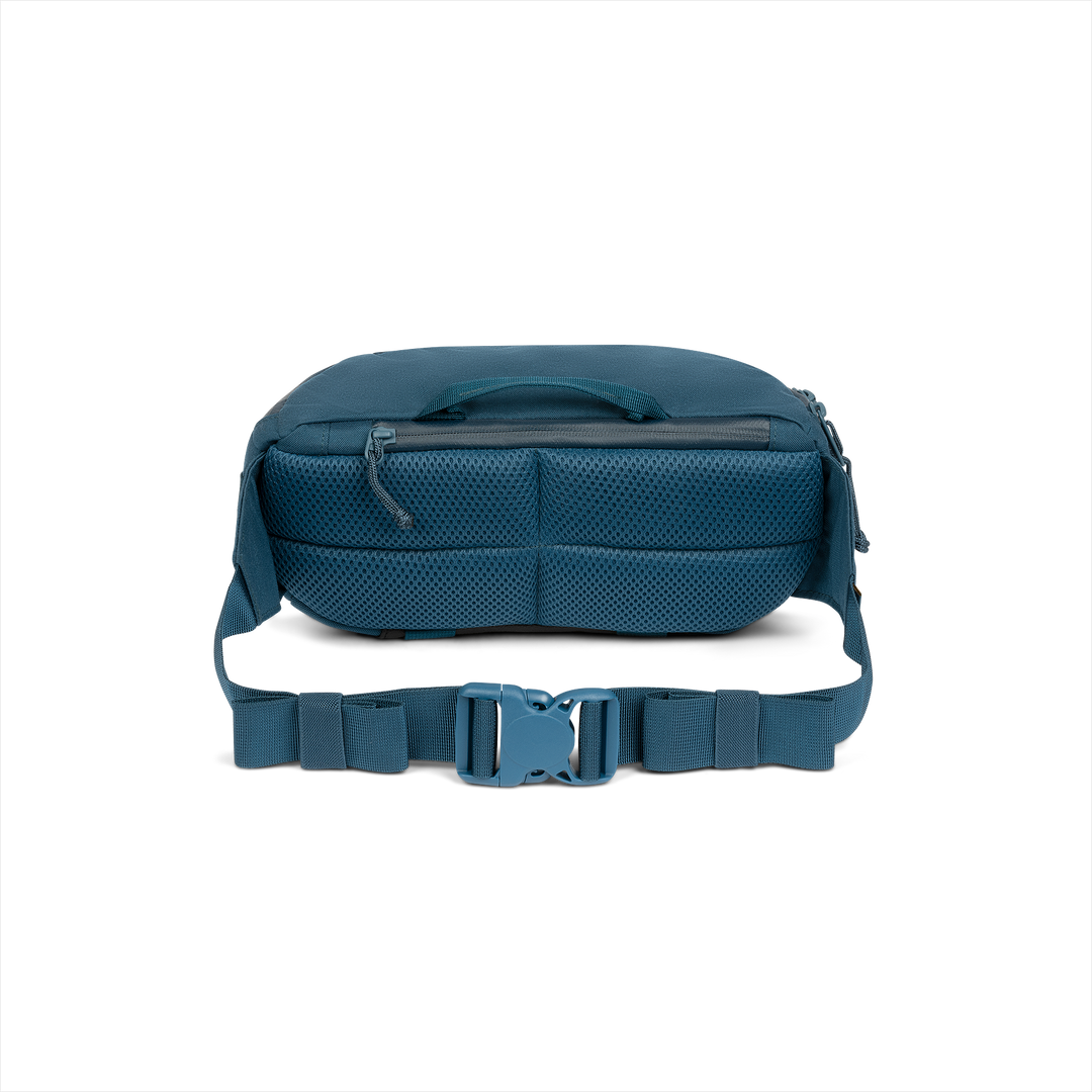 Grayl® Transport Hip Pack - 2L / Back View / Wander Blue