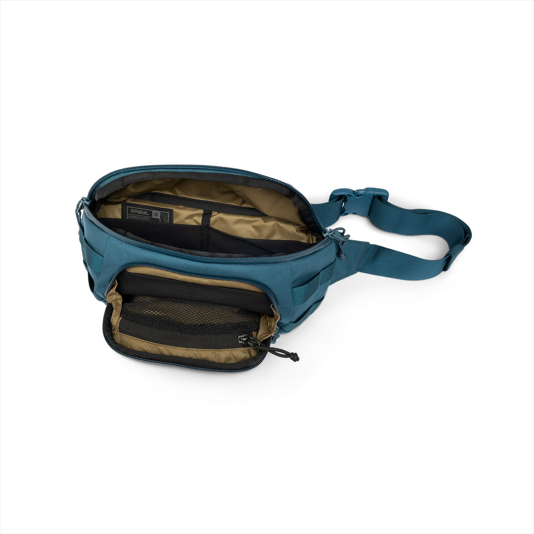 Grayl® Transport Hip Pack - 2L / Open View / Wander Blue