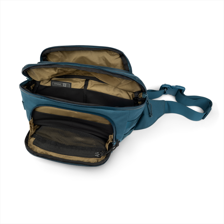 Grayl® Transport Hip Pack - 4L / Open View / Wander Blue