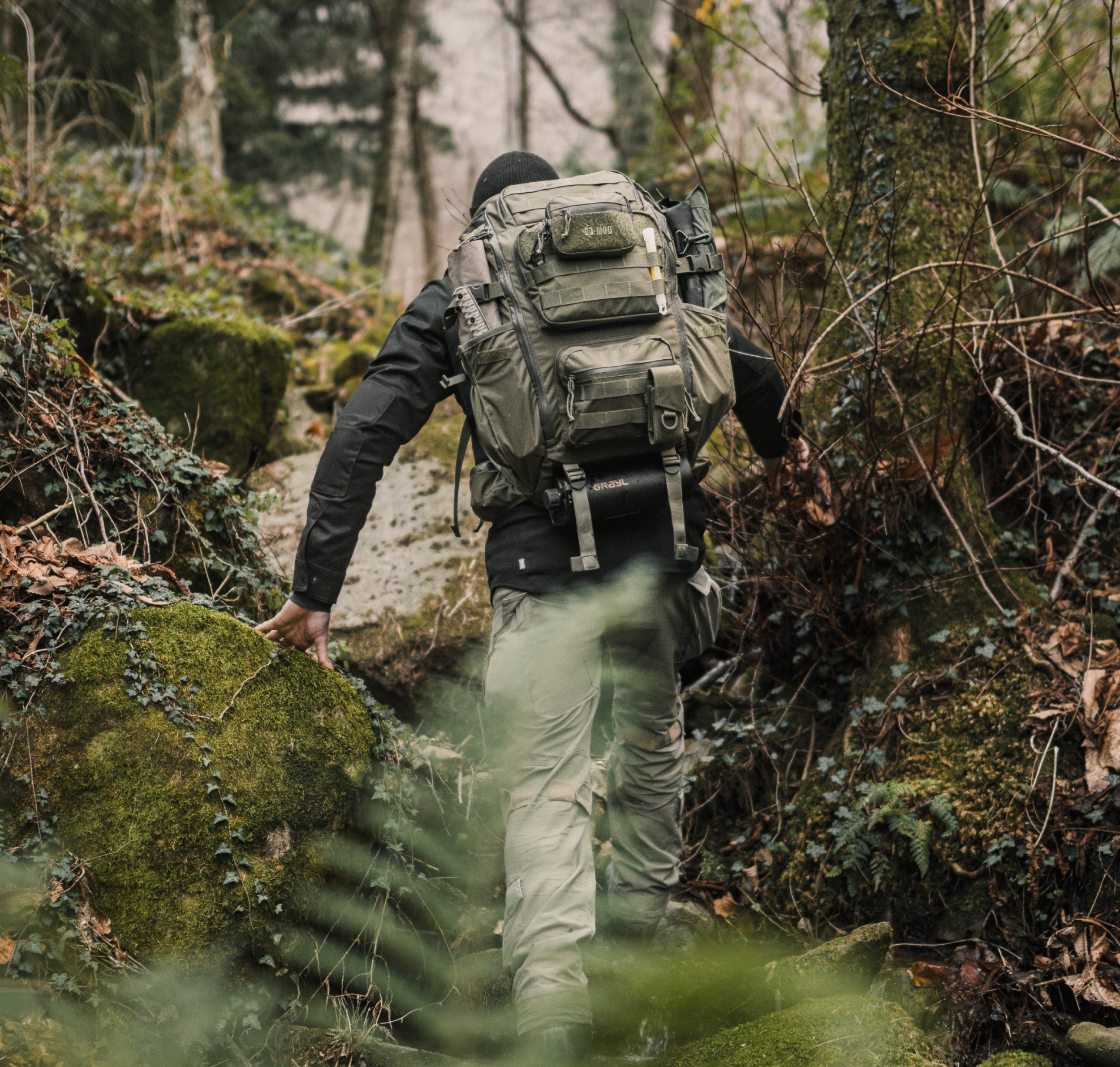 CARRY PROJECT- BACKPACKS + SLINGS